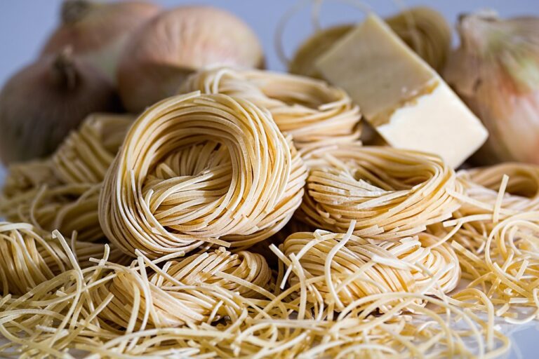 The Best Cooking Class Gift Experiences in Italy and France