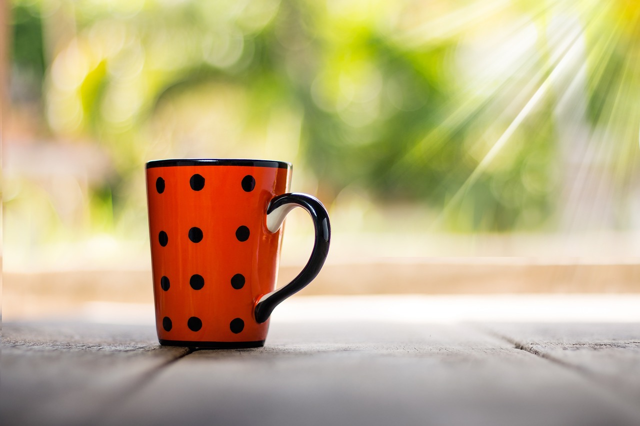 cup, spotted, mug, tea cup, coffee cup, coffee mug, ceramic, porcelain, beverage, coffee, vintage, drink, cafe, tea