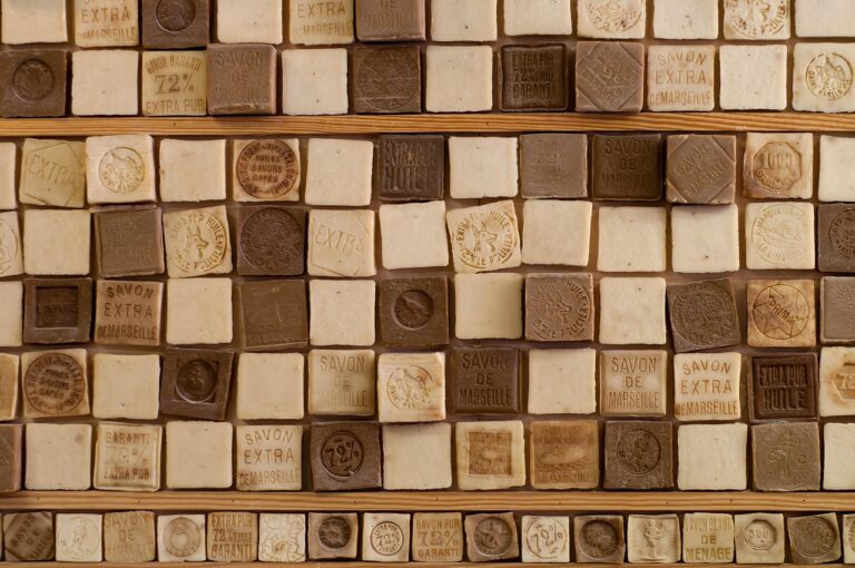 Best Handmade Soap Gift Sets with Natural Ingredients: A Curated Guide for Thoughtful Gifting