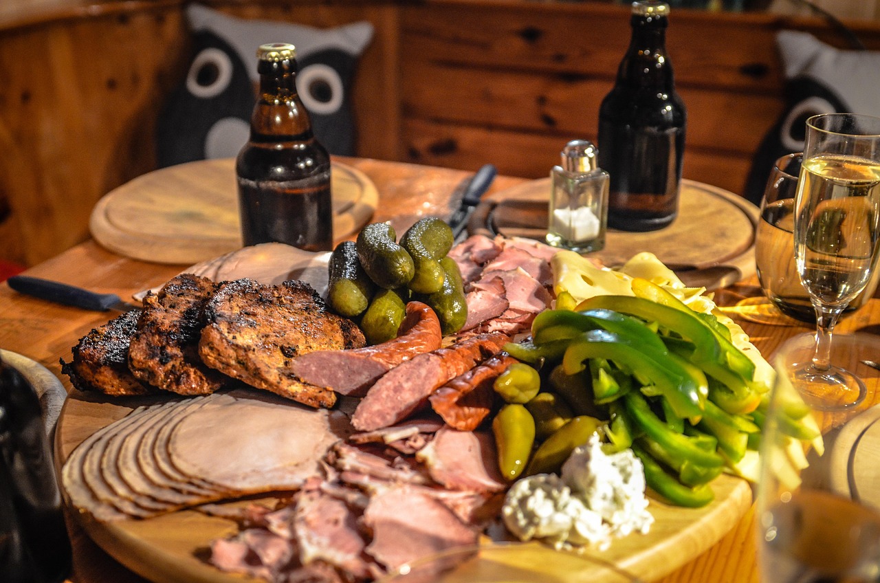 charcuterie, deli, delicatessen, smoked meats, cured meats, jause, eat, delicious, food, sausage, snack, cheese, board,