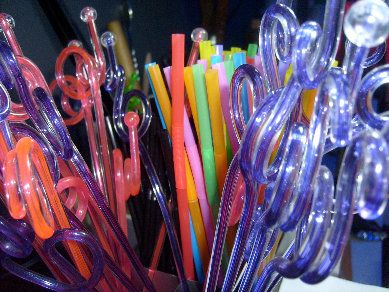 straw, straws, plastic, bar, cocktail, drinks, sip