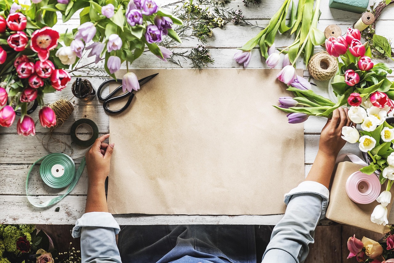 copy, craft, florist, floral, paper, nature, hands, empty, flowers, blank, flower background, creative, decoration, art,